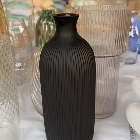 无铅玻璃5*30黑色花瓶福利款