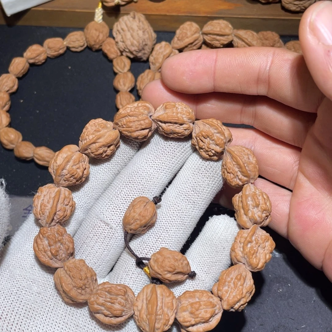 冯***军文玩核桃手串嵩山蛤蟆头无削尖无泡药