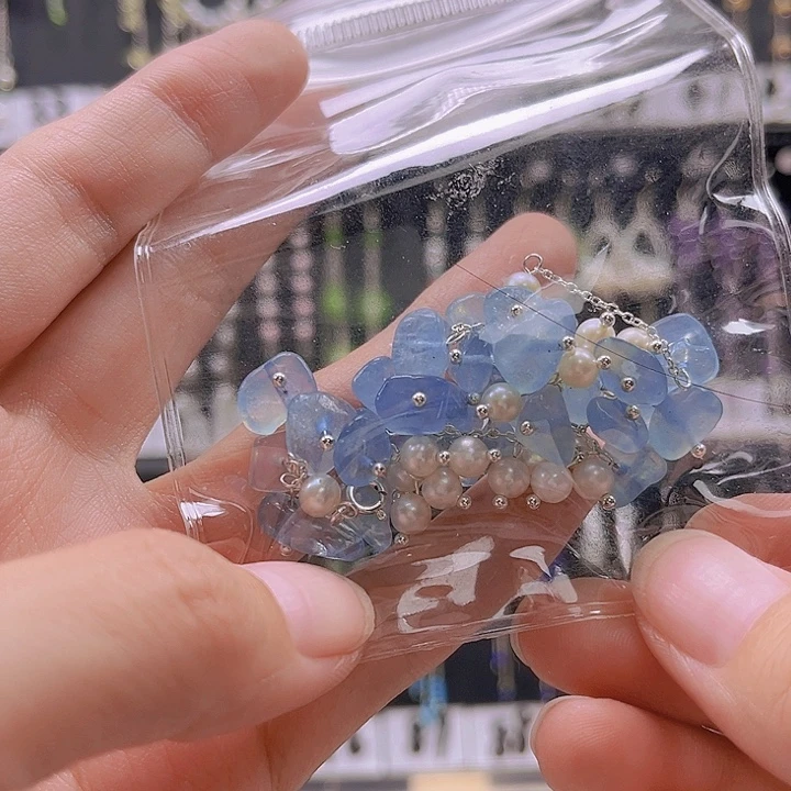 小****银S925镶嵌淡水珍珠耳饰