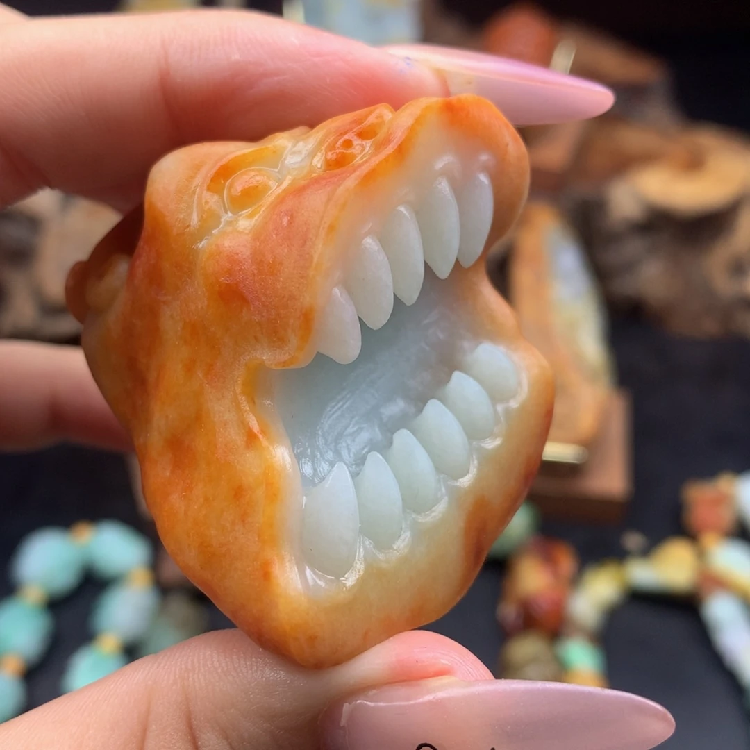 老***发定制翡翠未镶嵌翡翠