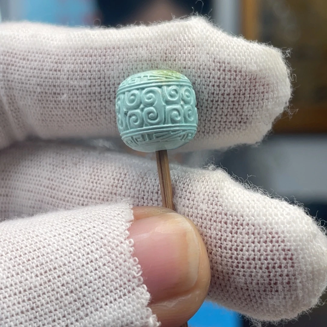 绿松石未镶嵌挂件