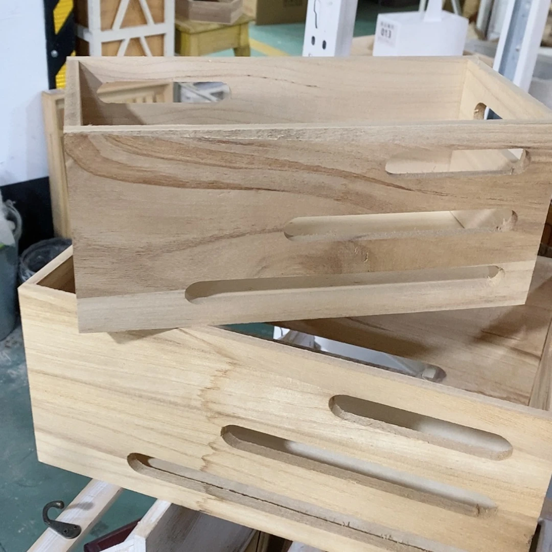 【闪购商品】翻盖塑料这是编号014