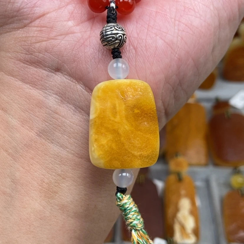 【闪购商品】未镶嵌颈饰琥珀