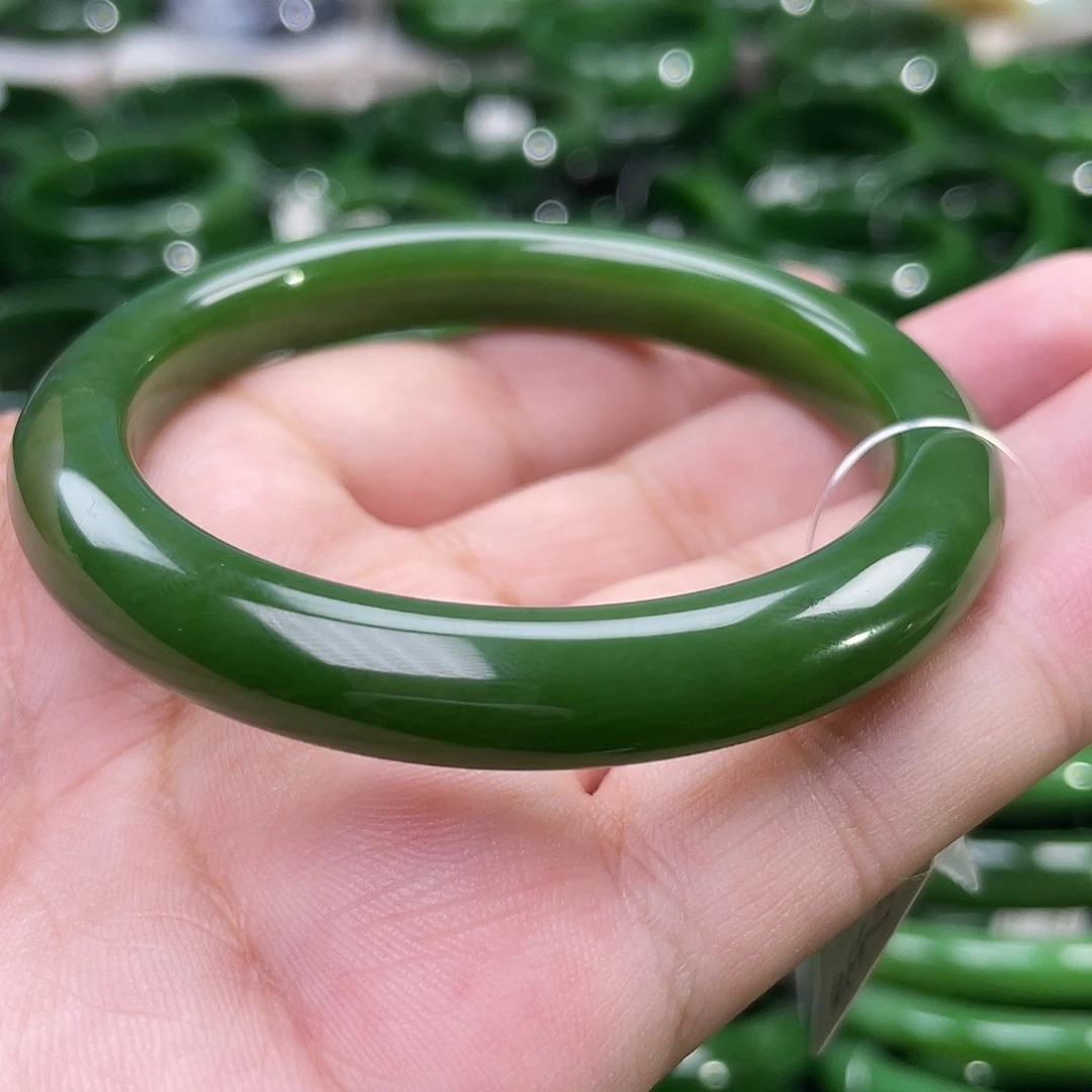 未镶嵌手镯和田玉（碧玉）