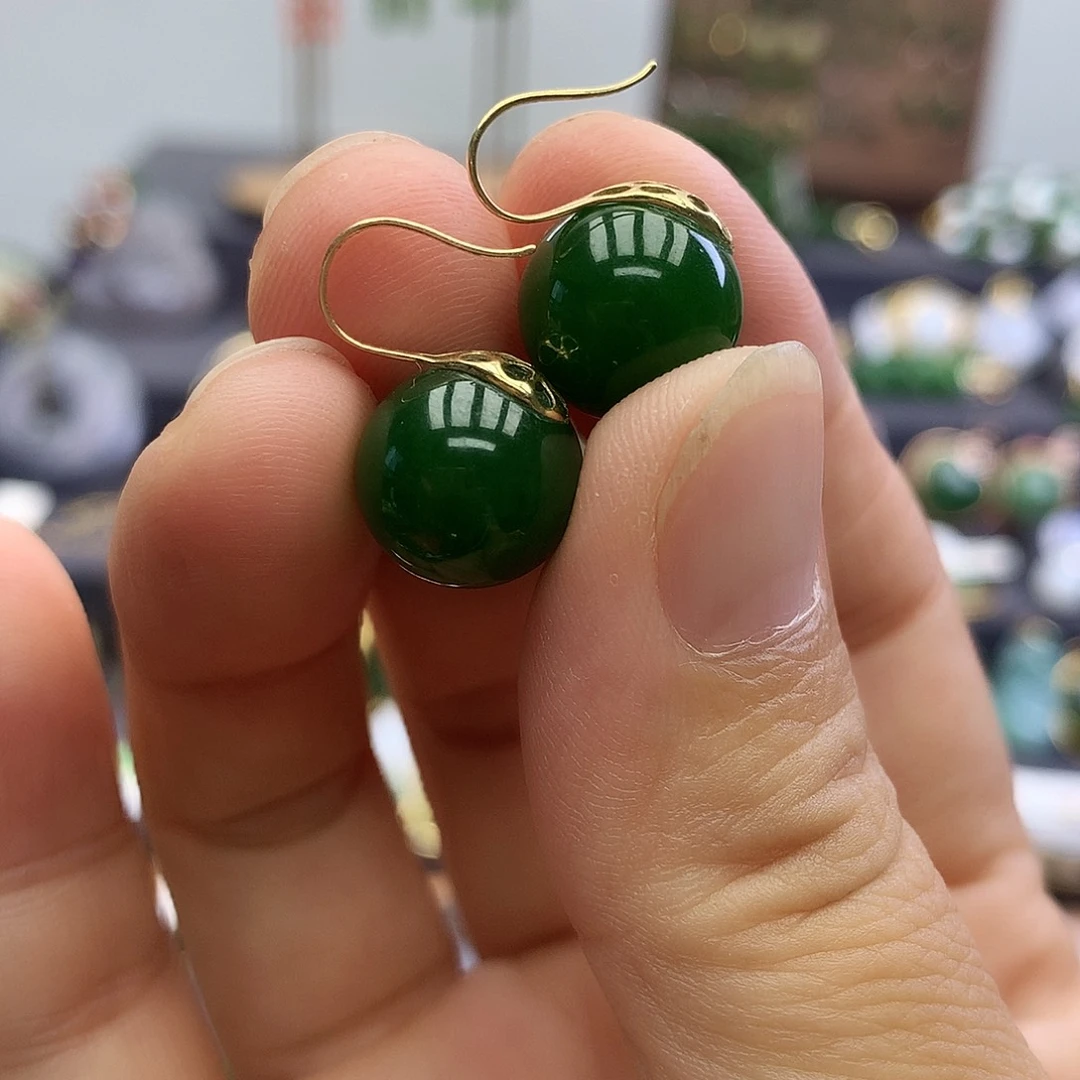 和田玉18K金镶嵌耳饰