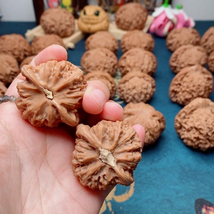 1***1文玩核桃把件宫灯41