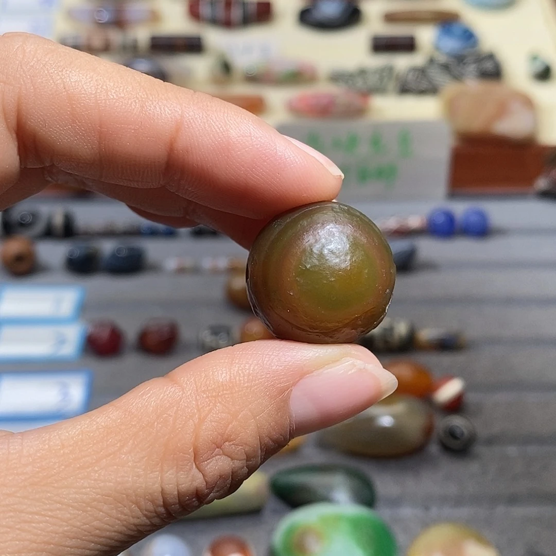 玩***心玛瑙/玉髓合金颈饰