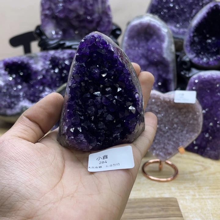 未镶嵌大型摆件（非配饰）紫晶