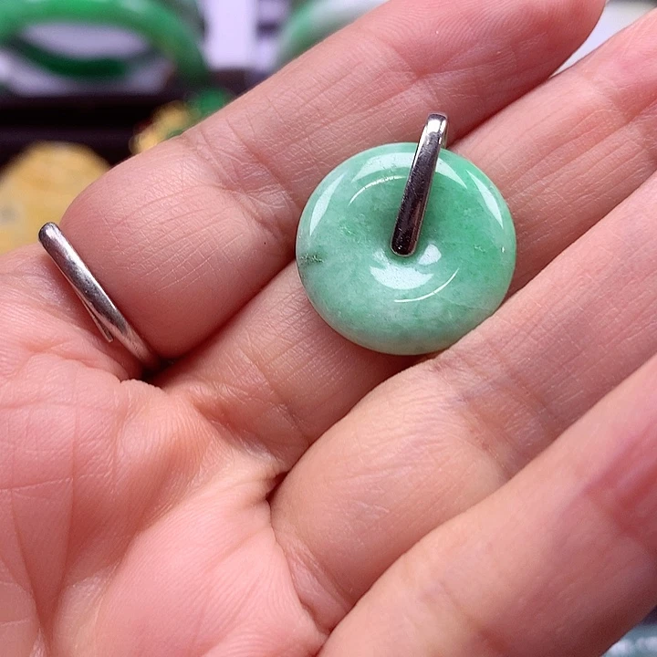 颈饰银S925镶嵌翡翠翡翠