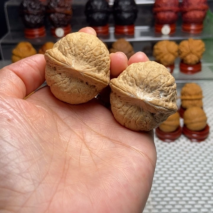 把件文玩核桃46虎头