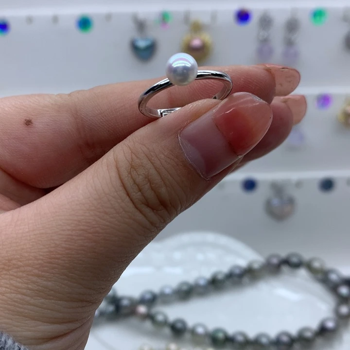 银S925镶嵌淡水珍珠戒指
