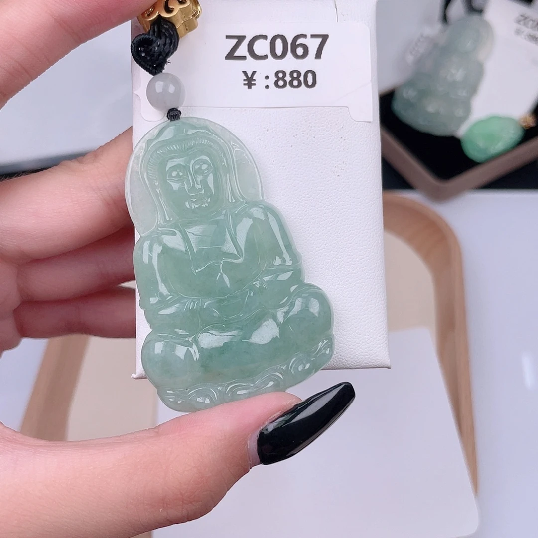 翡翠未镶嵌颈饰ZC067