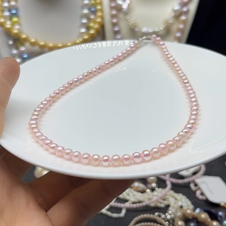 颈饰未镶嵌淡水珍珠