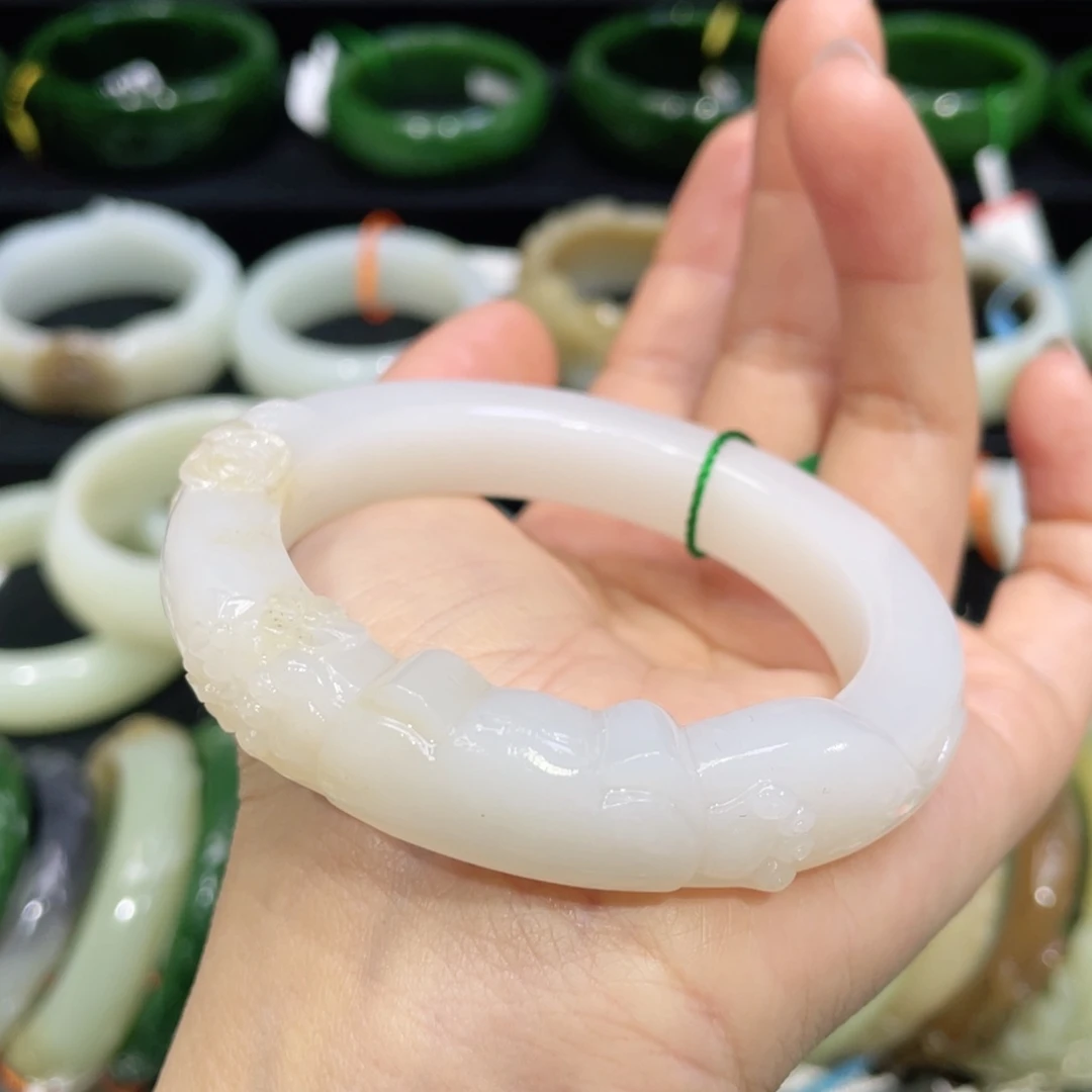 未镶嵌手镯和田玉37