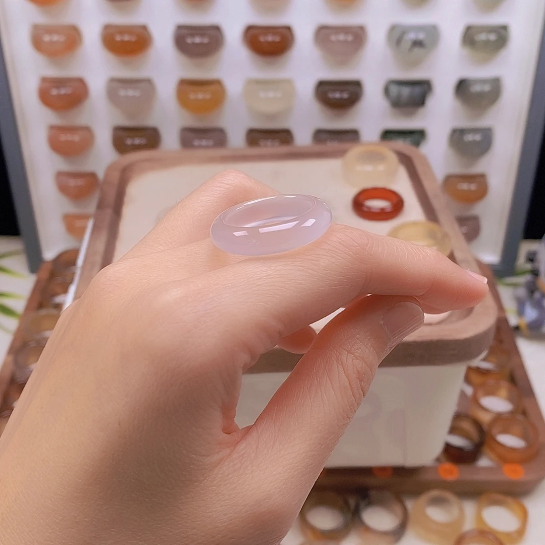 鸿***子玛瑙/玉髓未镶嵌戒指港21