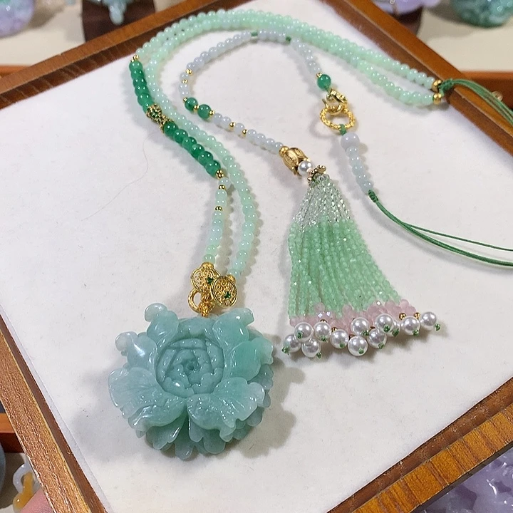 翡翠未镶嵌颈饰翡翠吊坠