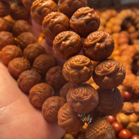 手串猴头核桃爱***姐舞台