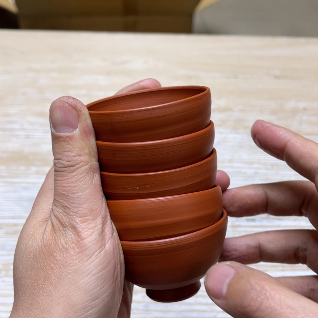 瓷片小*@密密麻麻地排列着一个