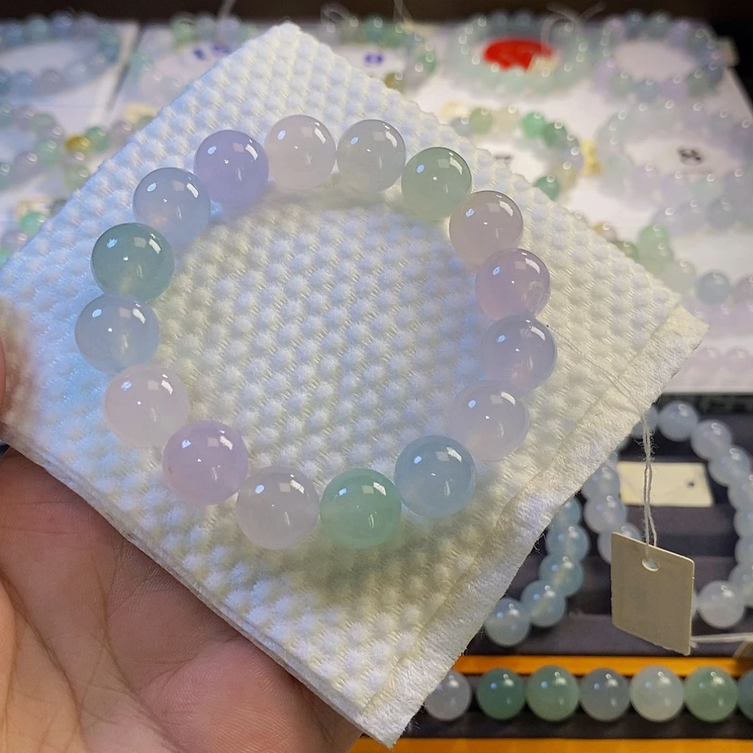 定制翡翠未镶嵌翡翠.