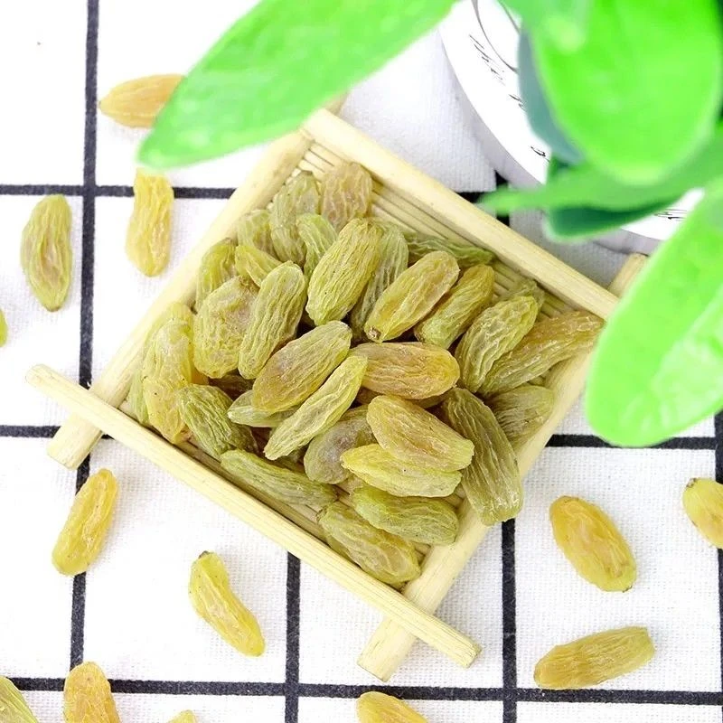 新疆吐鲁番的葡萄干绿色的大颗粒葡萄干批发零食