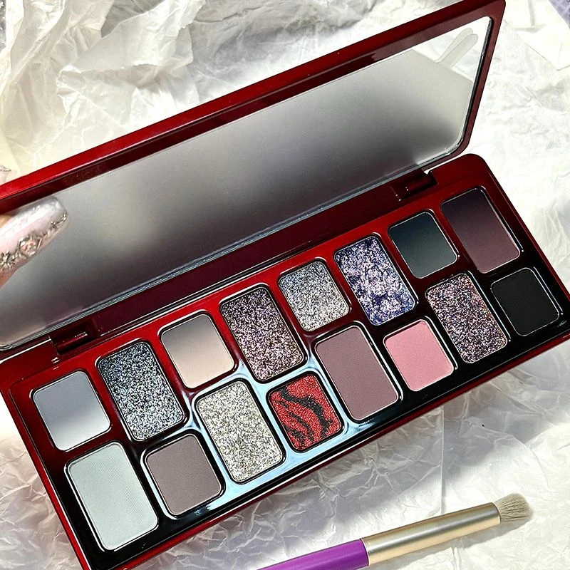 本色出演16色眼影盘珠光浮生灰蓝灰紫色烟熏妆cos爆闪偏光变色龙