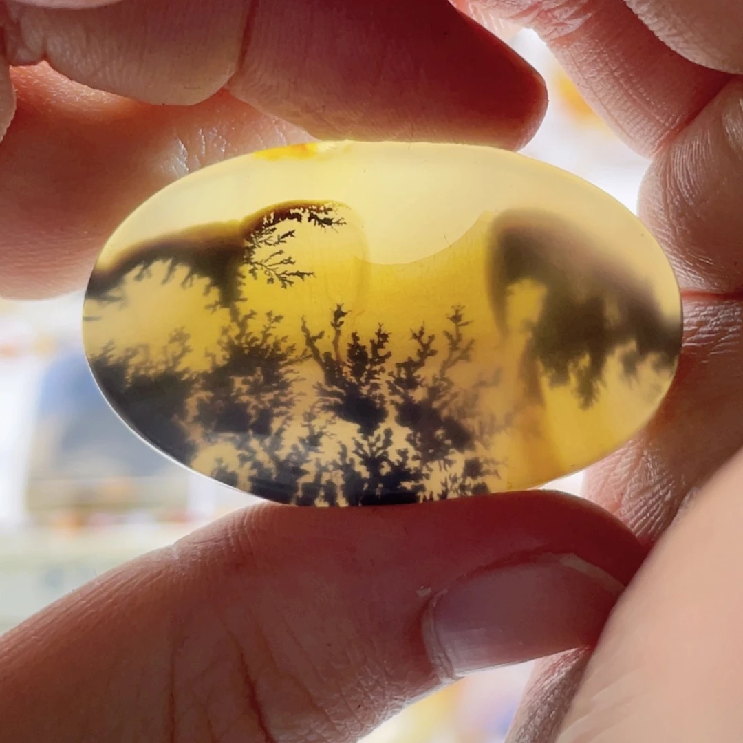 玛瑙/玉髓未镶嵌珠宝奇石