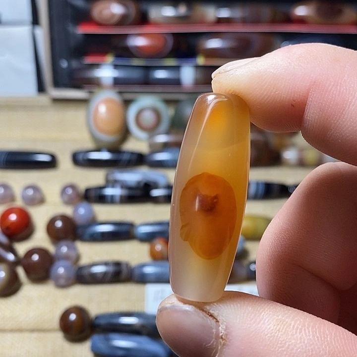 玛瑙/玉髓合金颈饰