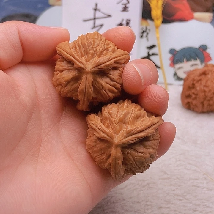 吊坠文玩核桃伟*三棱