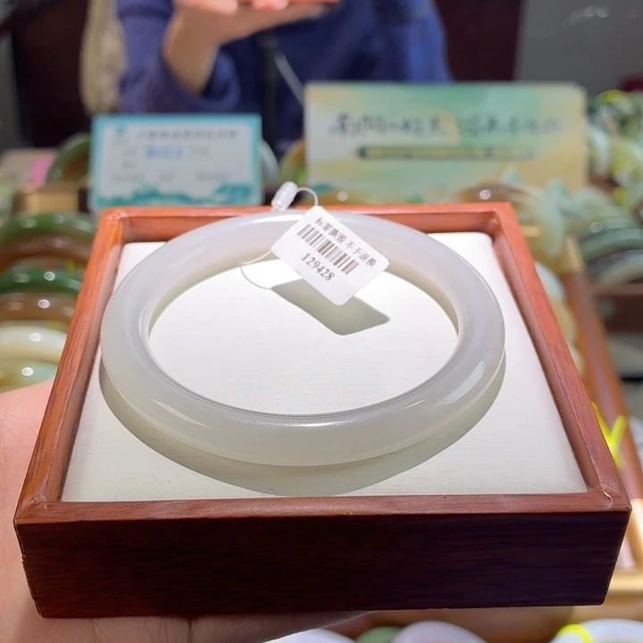 和田玉未镶嵌手镯31。63/64