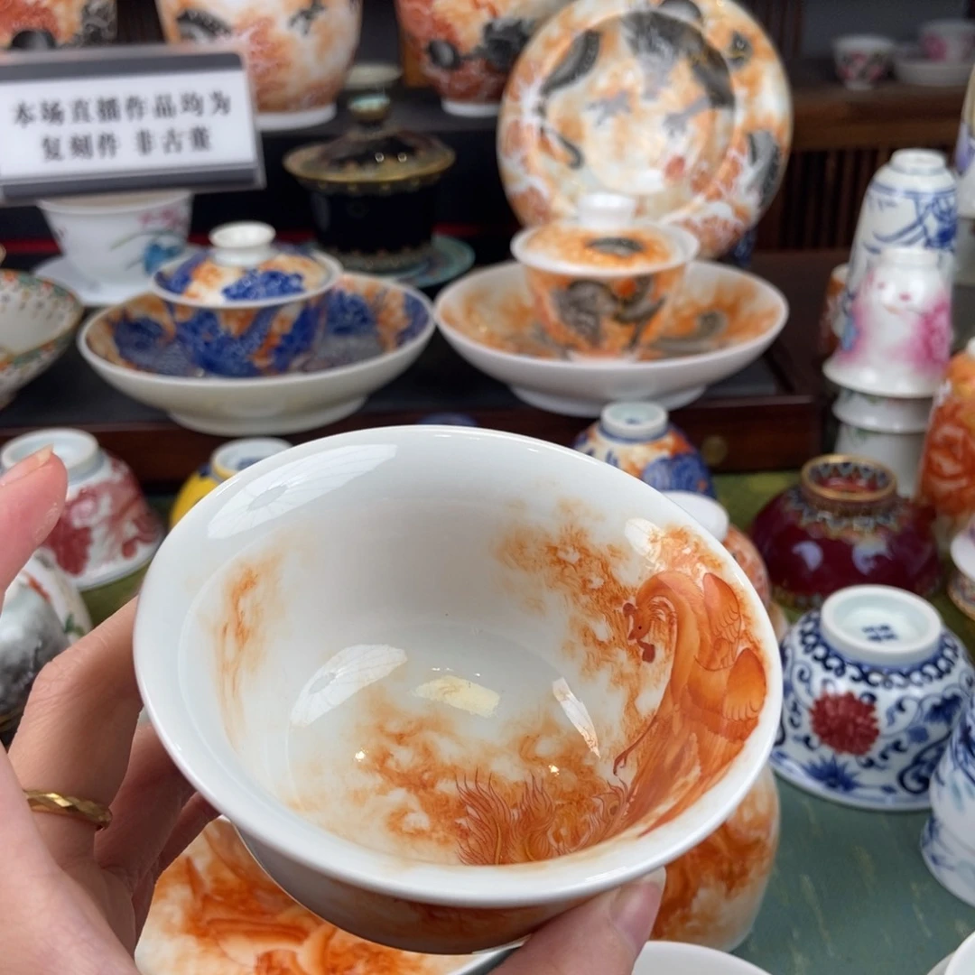 陶瓷的设计师是一个