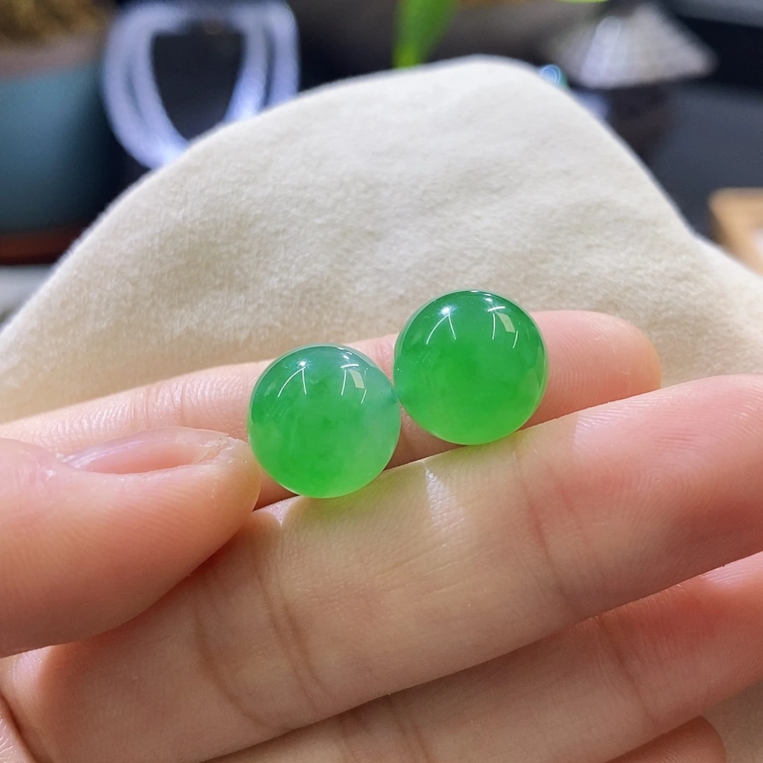 翡翠未镶嵌挂件一对卡12加