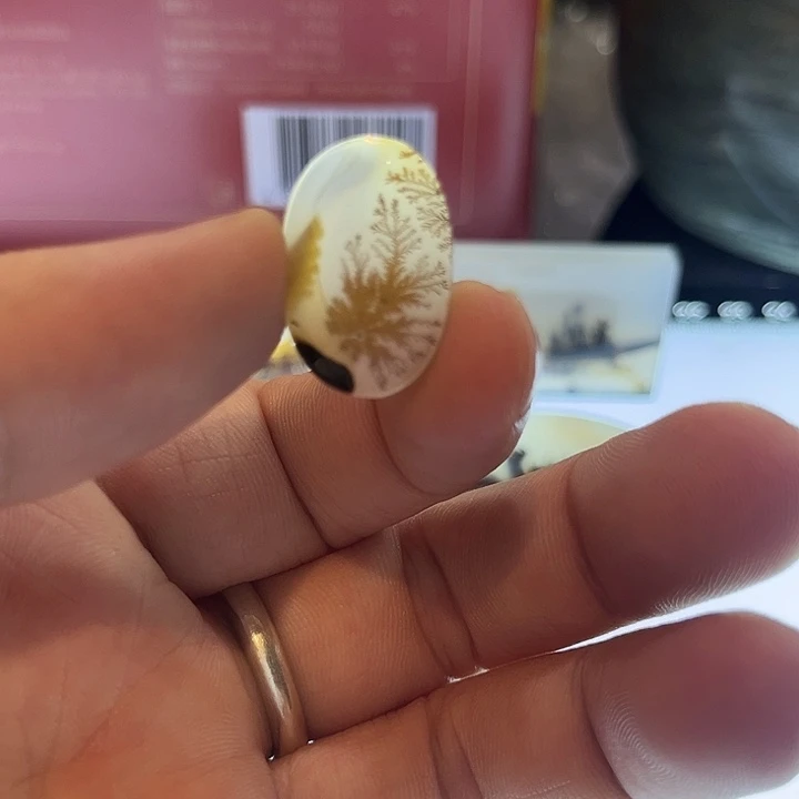 大***斌玛瑙/玉髓吊坠(不含链)未镶嵌