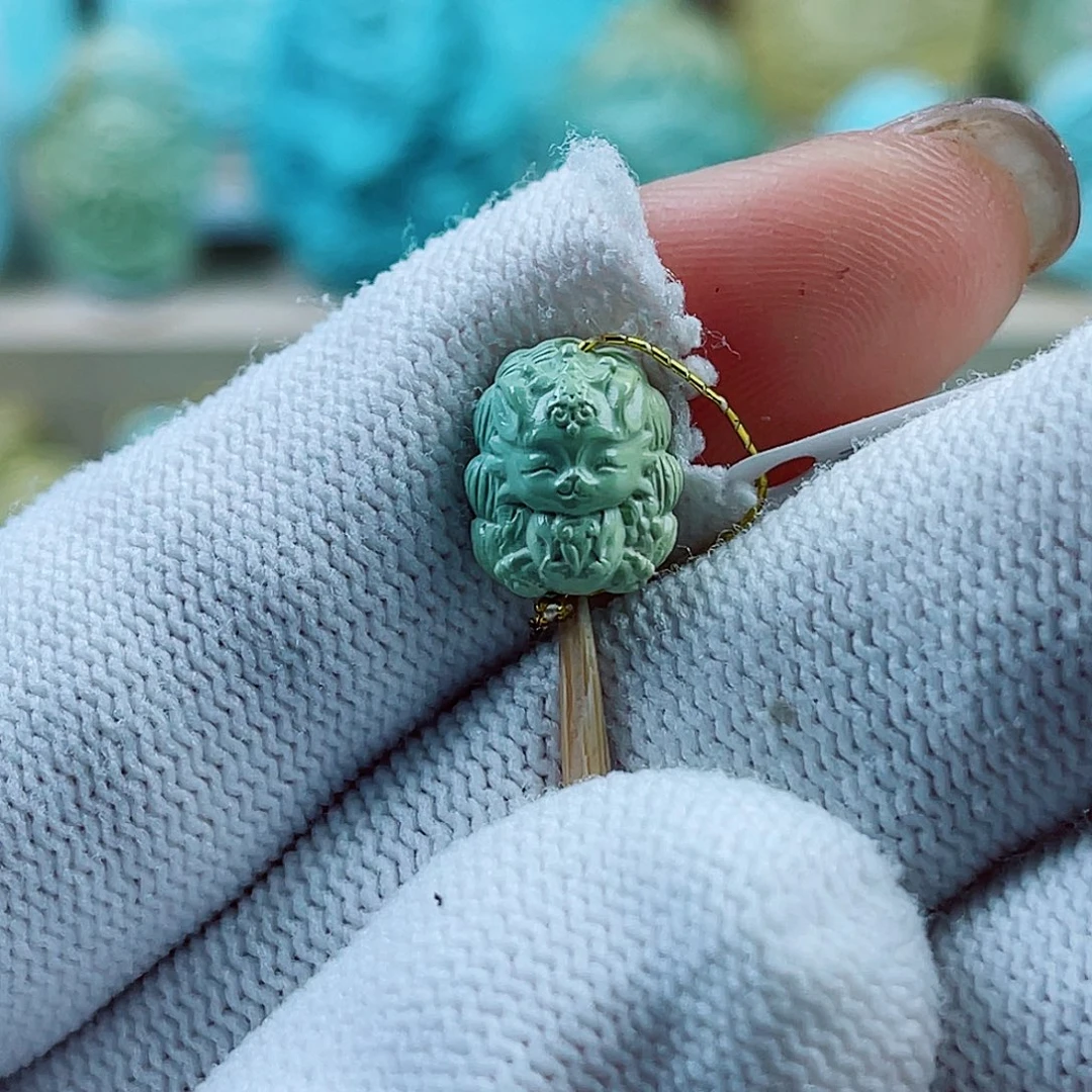 未镶嵌绿松石珠宝奇石