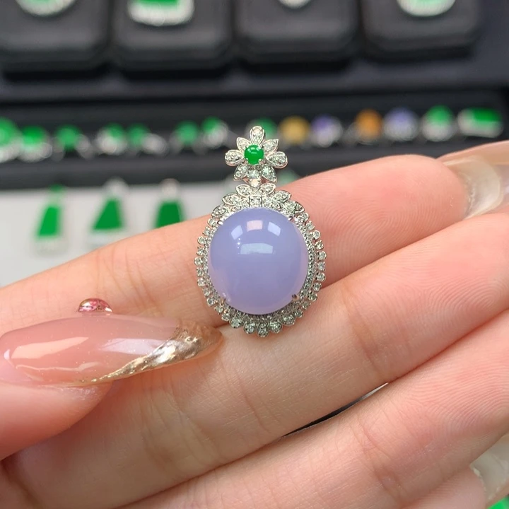 翡翠吊坠(不含链)18K金镶嵌J***N