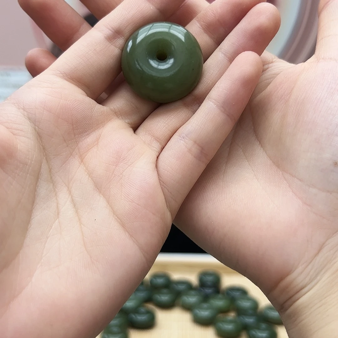 吊坠(不含链)未镶嵌和田玉