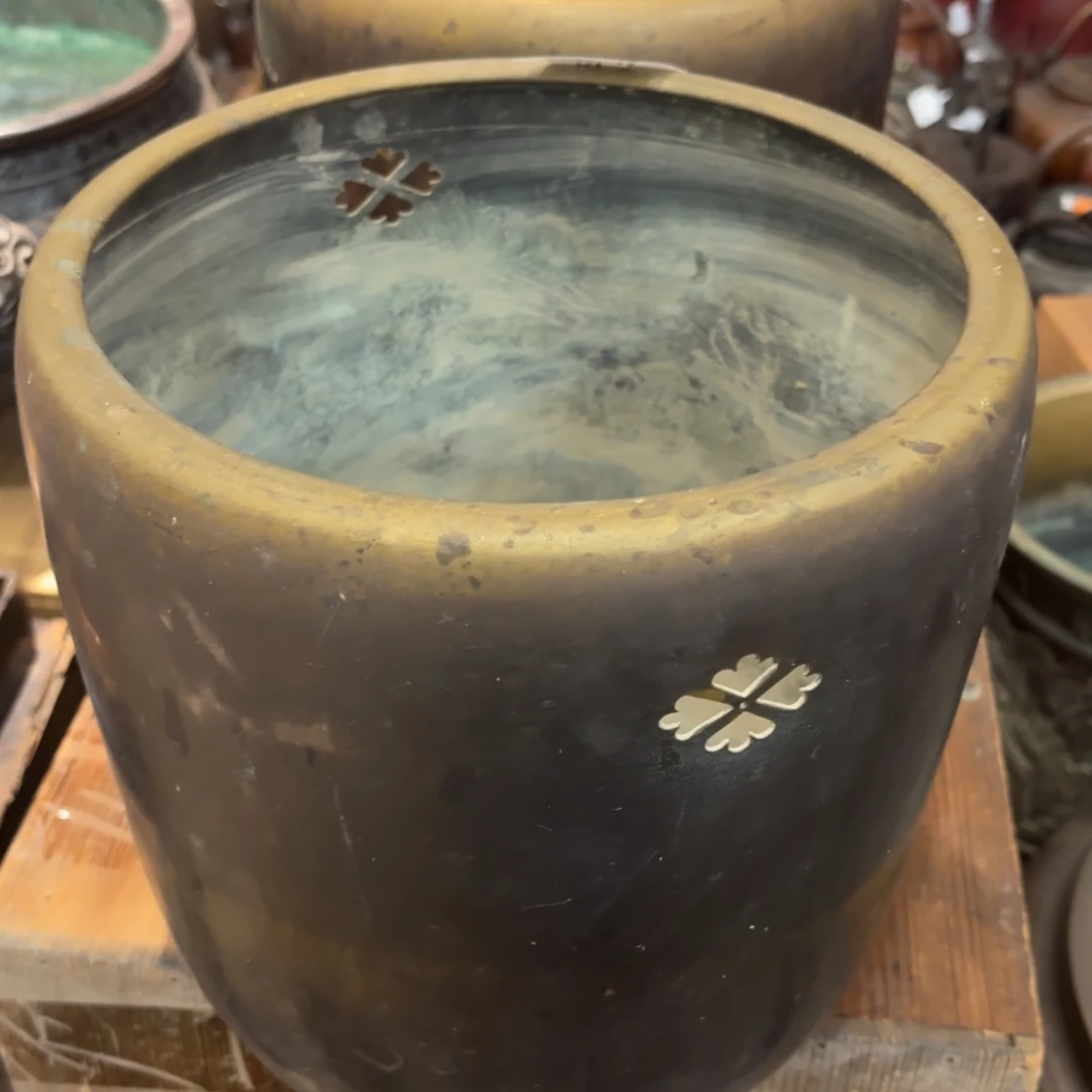 理***想非常喜欢这个瓷器