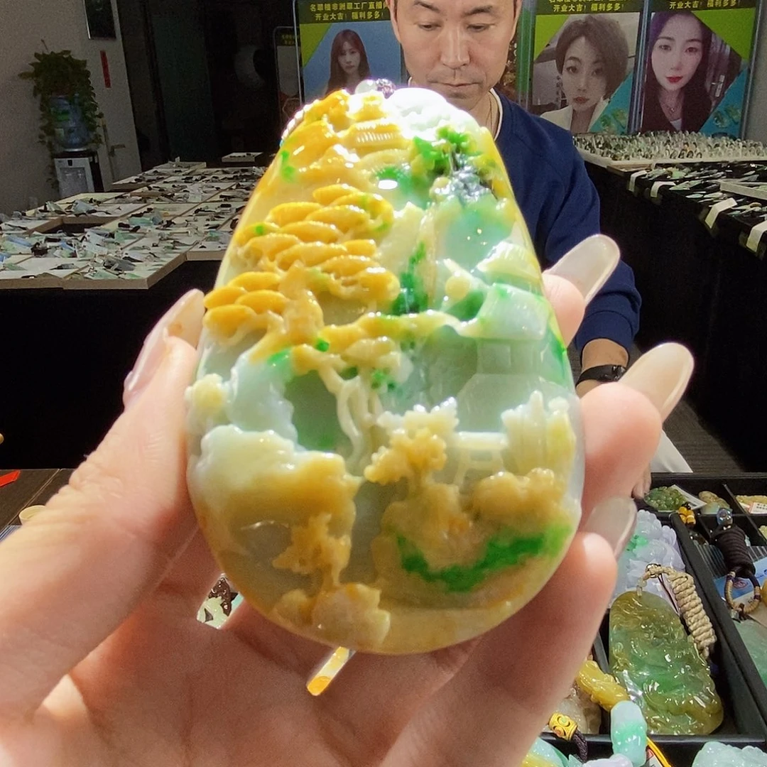 颈饰未镶嵌翡翠翡翠