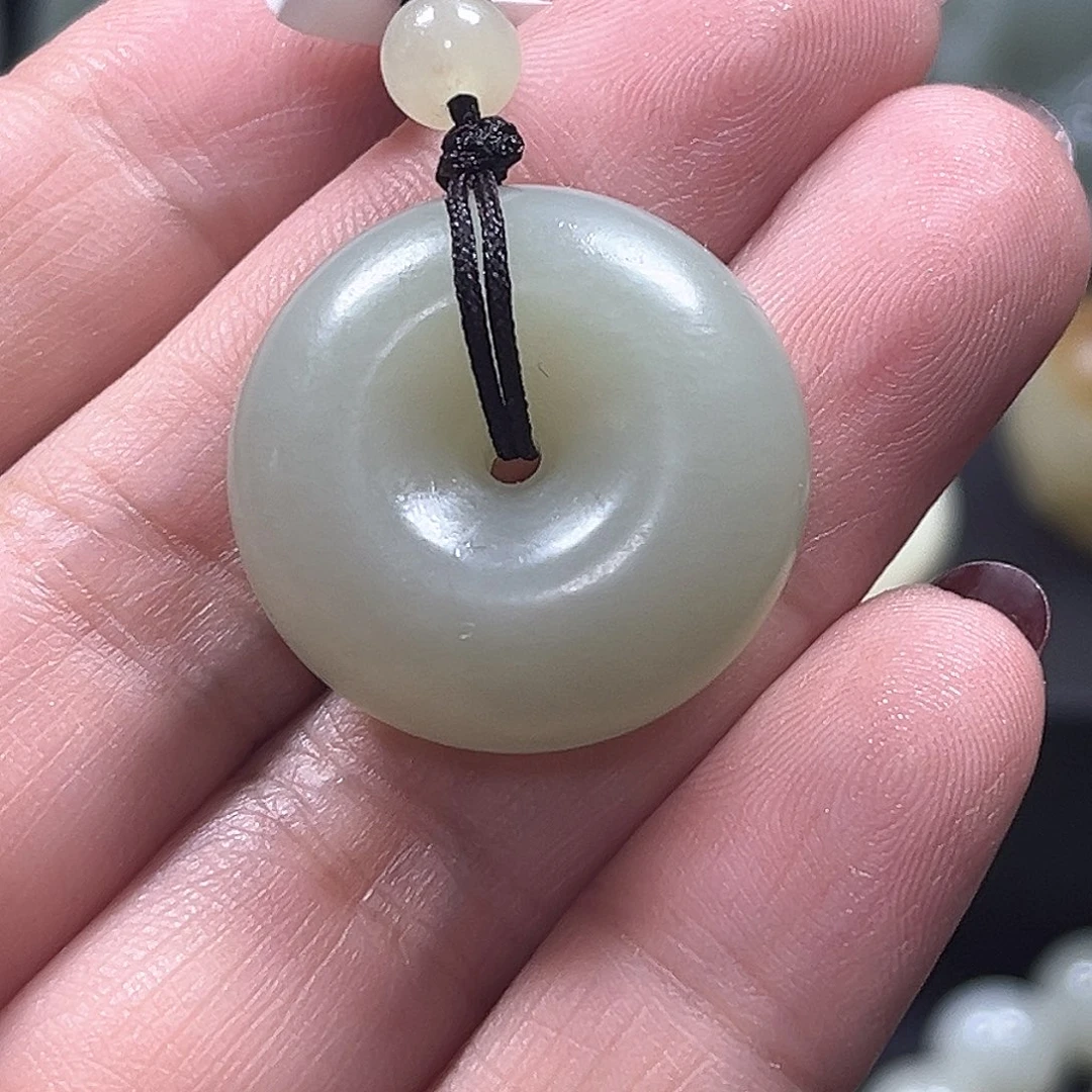 和田玉未镶嵌吊坠(不含链)