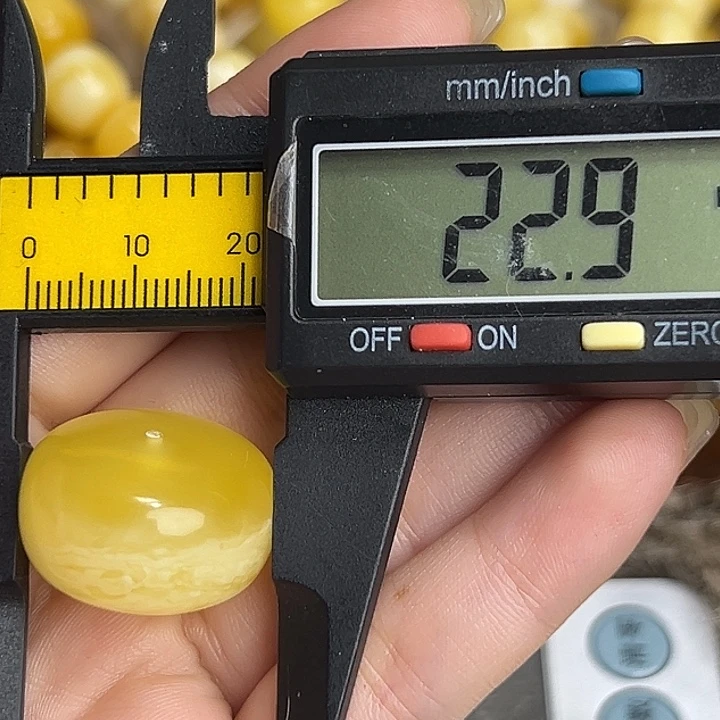 蜜蜡未镶嵌裸石蜜蜡399