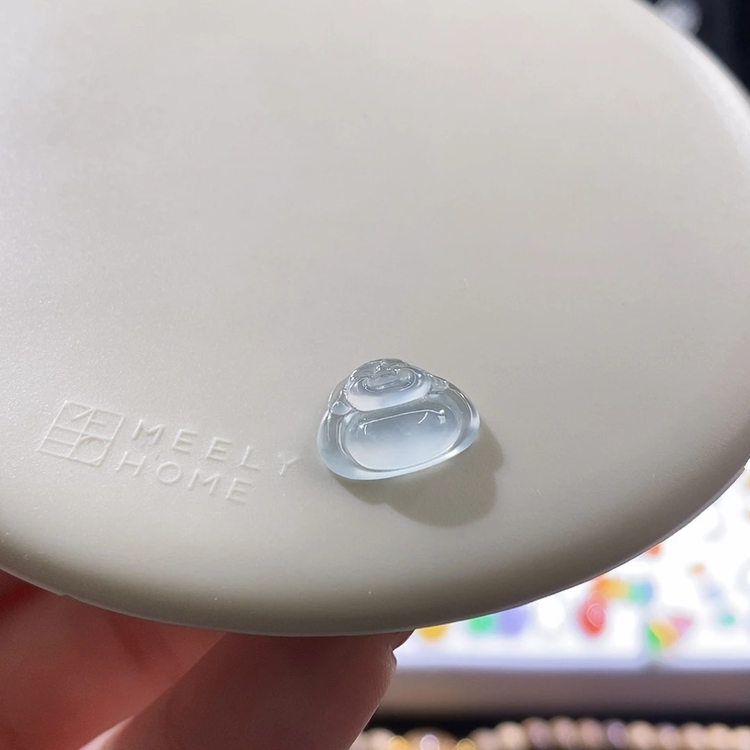 翡翠散珠玻璃种冰佛