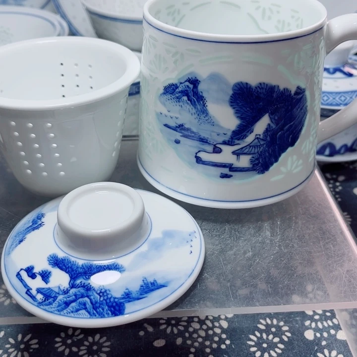 青花玲珑手花山水办公杯三件套