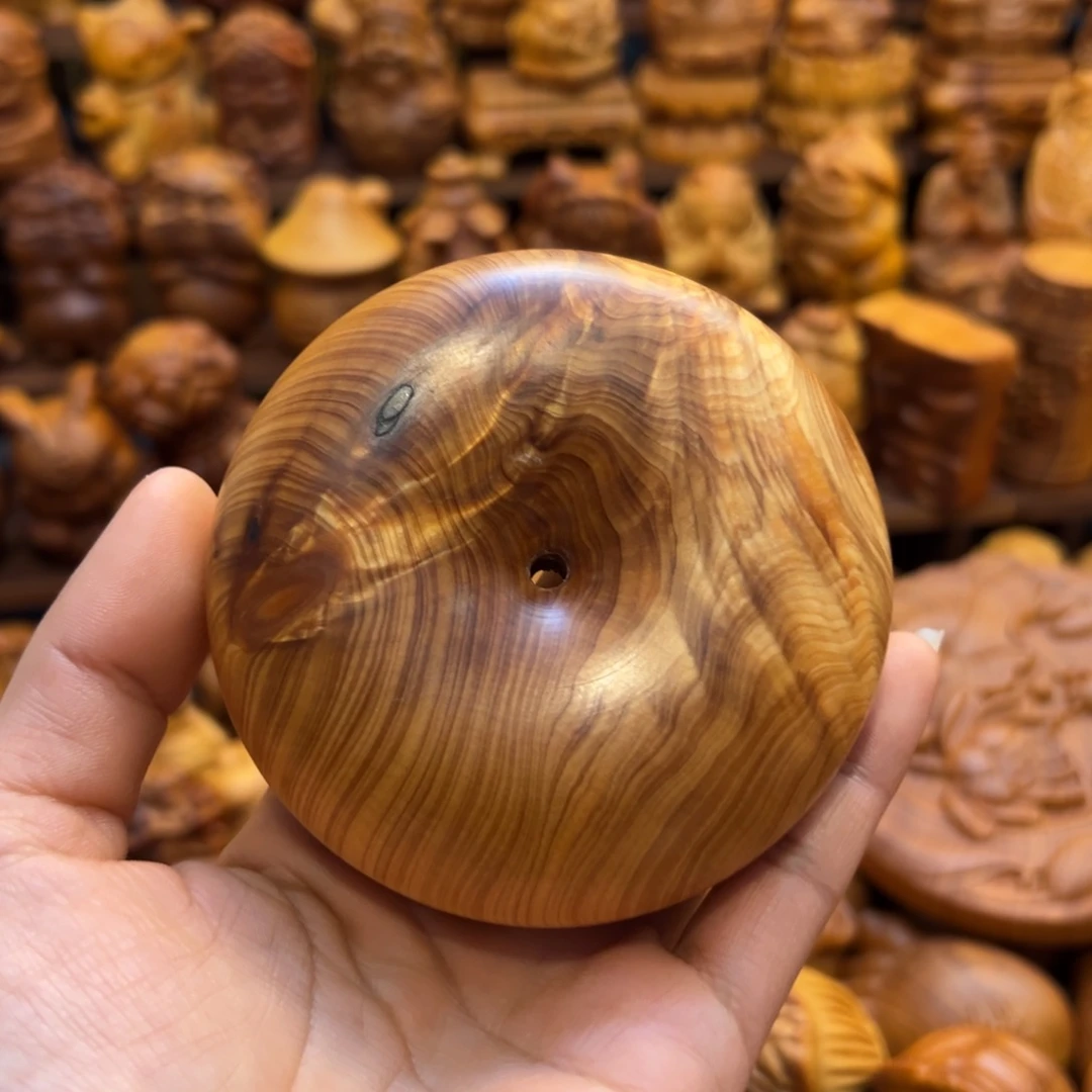 柏木（崖柏）爱*陈化料手把件