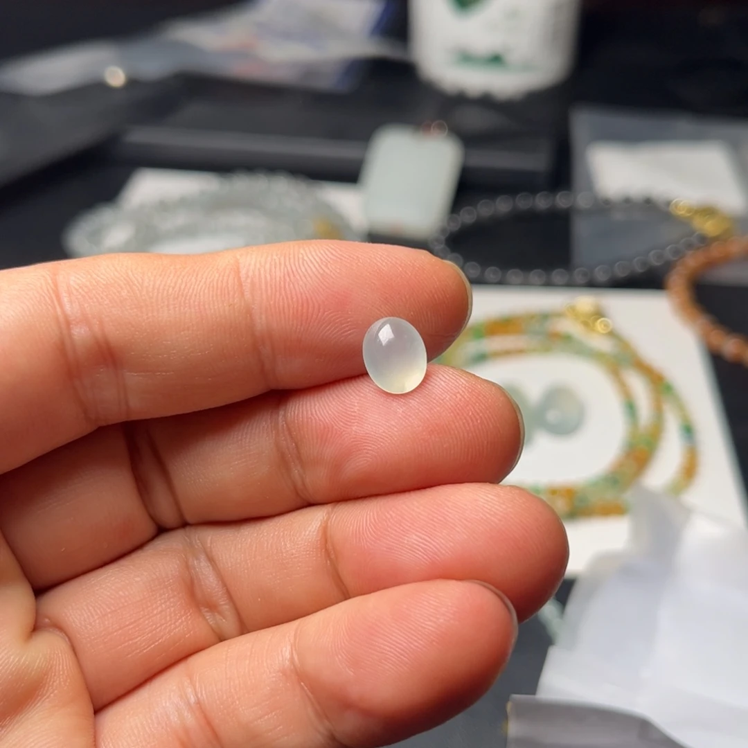 定制翡翠未镶嵌天然翡翠蛋面