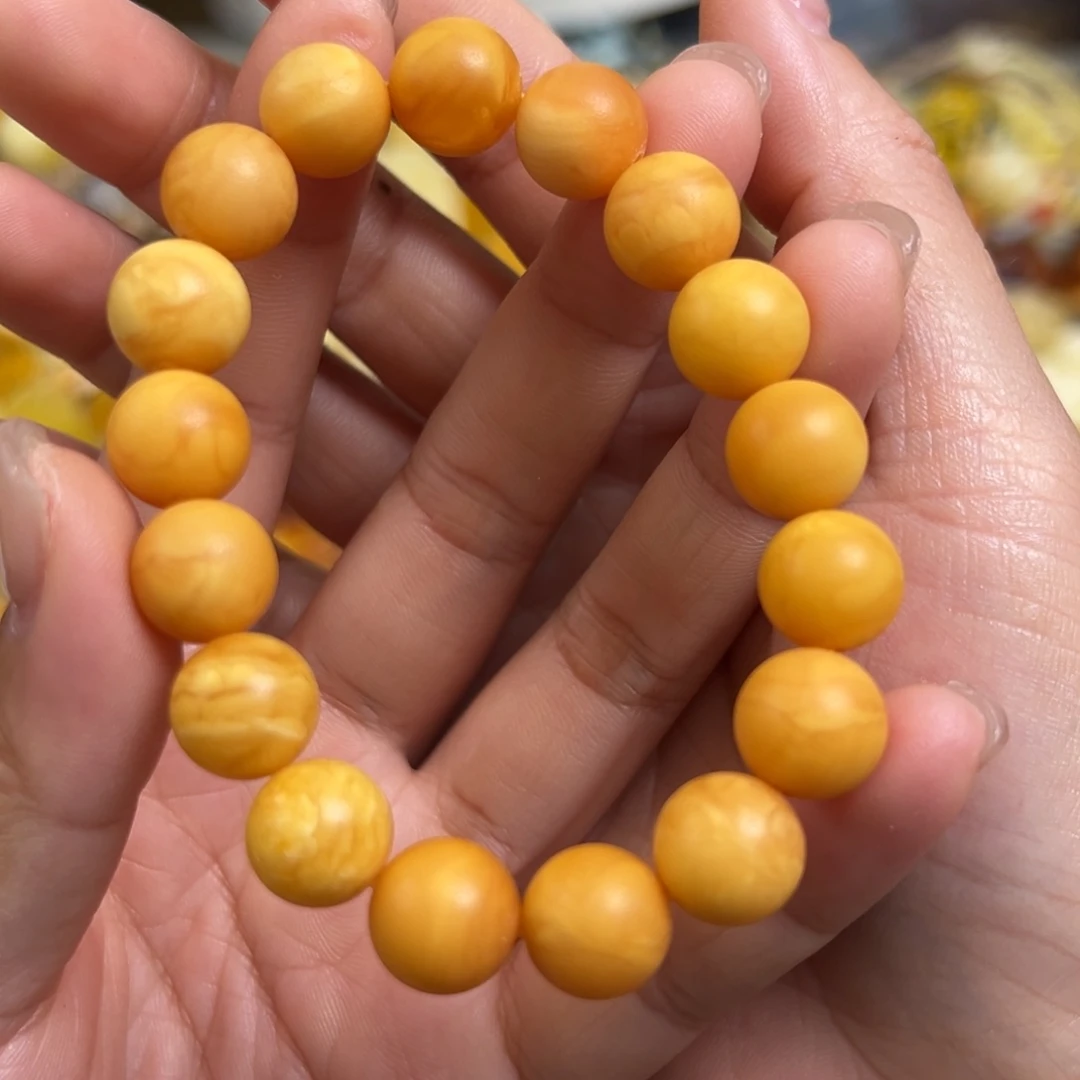 i***啦裸石蜜蜡未镶嵌蜜蜡
