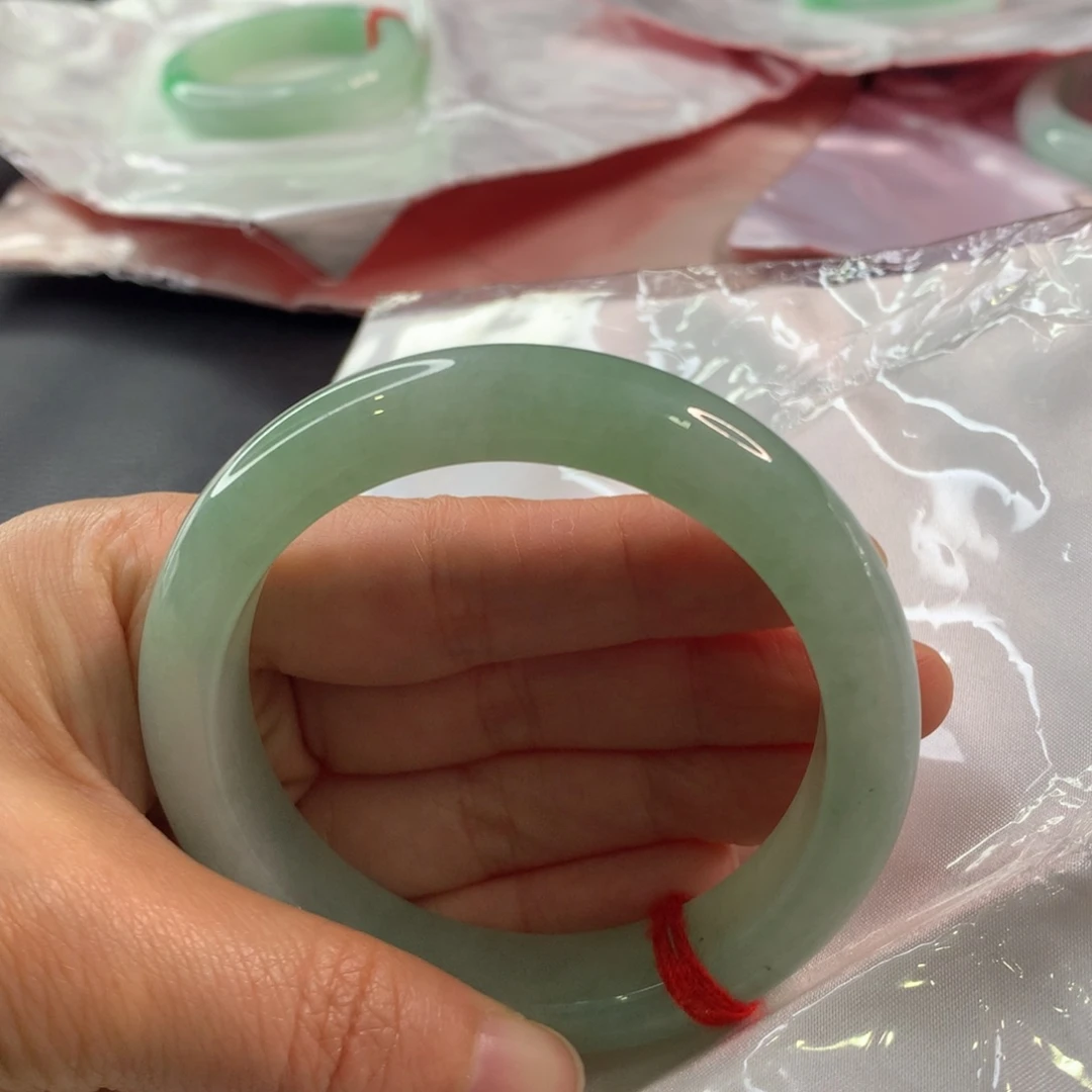 翡翠未镶嵌手镯翡翠手镯58