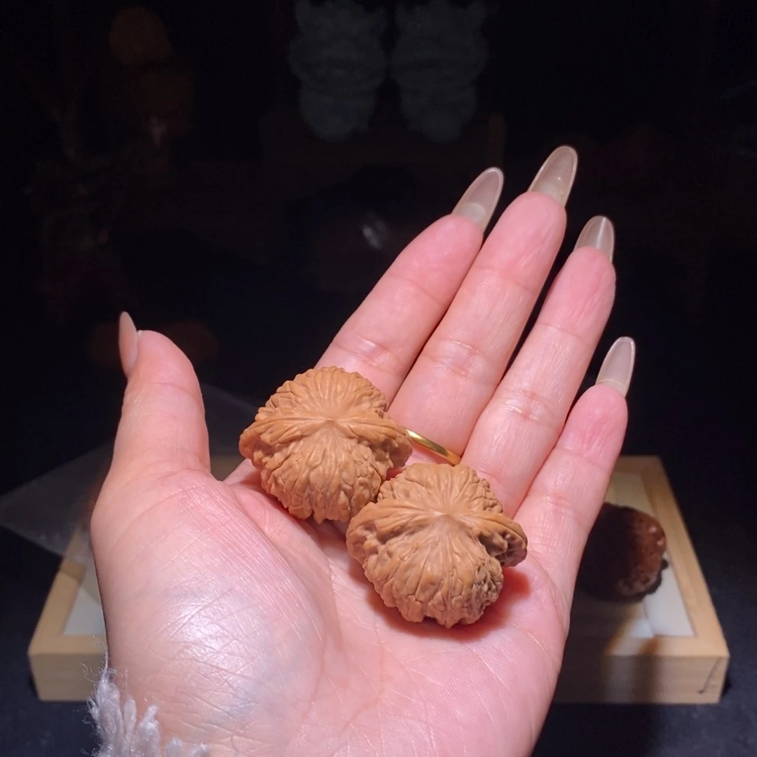 文玩核桃吊坠石子磨36