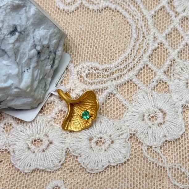 【六六中古】精美祖母绿S925吊坠th6577