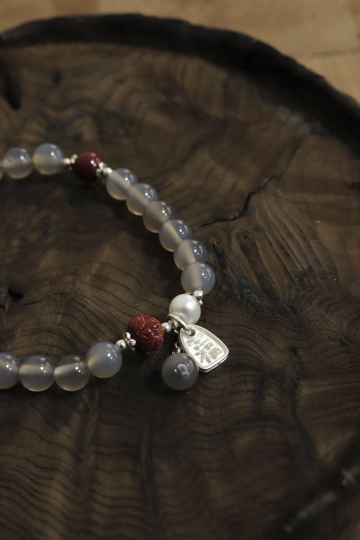 喜饰sees【和光同尘 流云伴月】灰玛瑙手串 手工