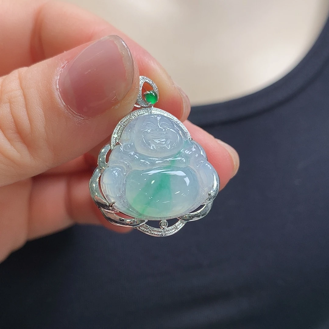 翡翠18K金镶嵌颈饰佛公