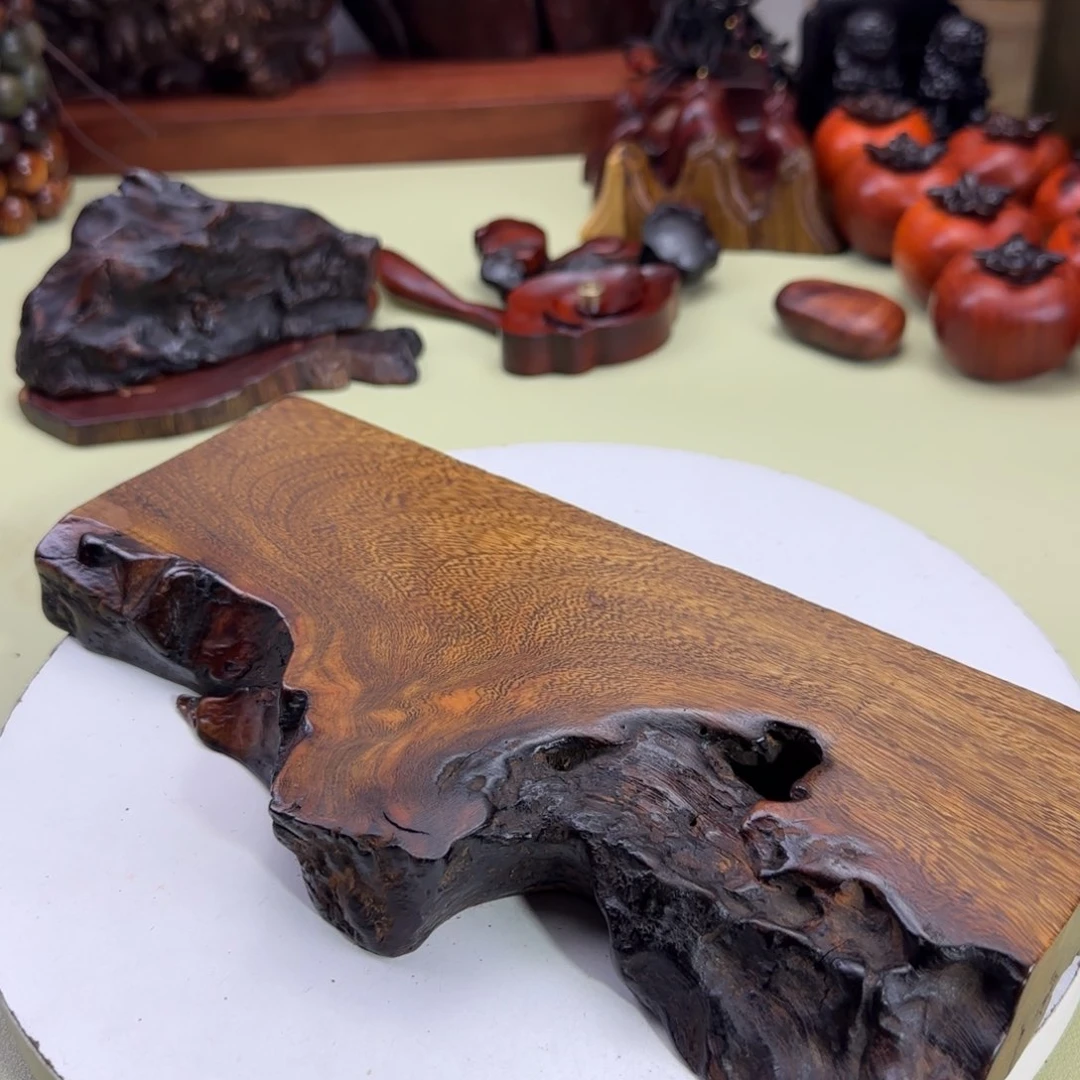 大果紫檀（缅甸花梨）刚**?